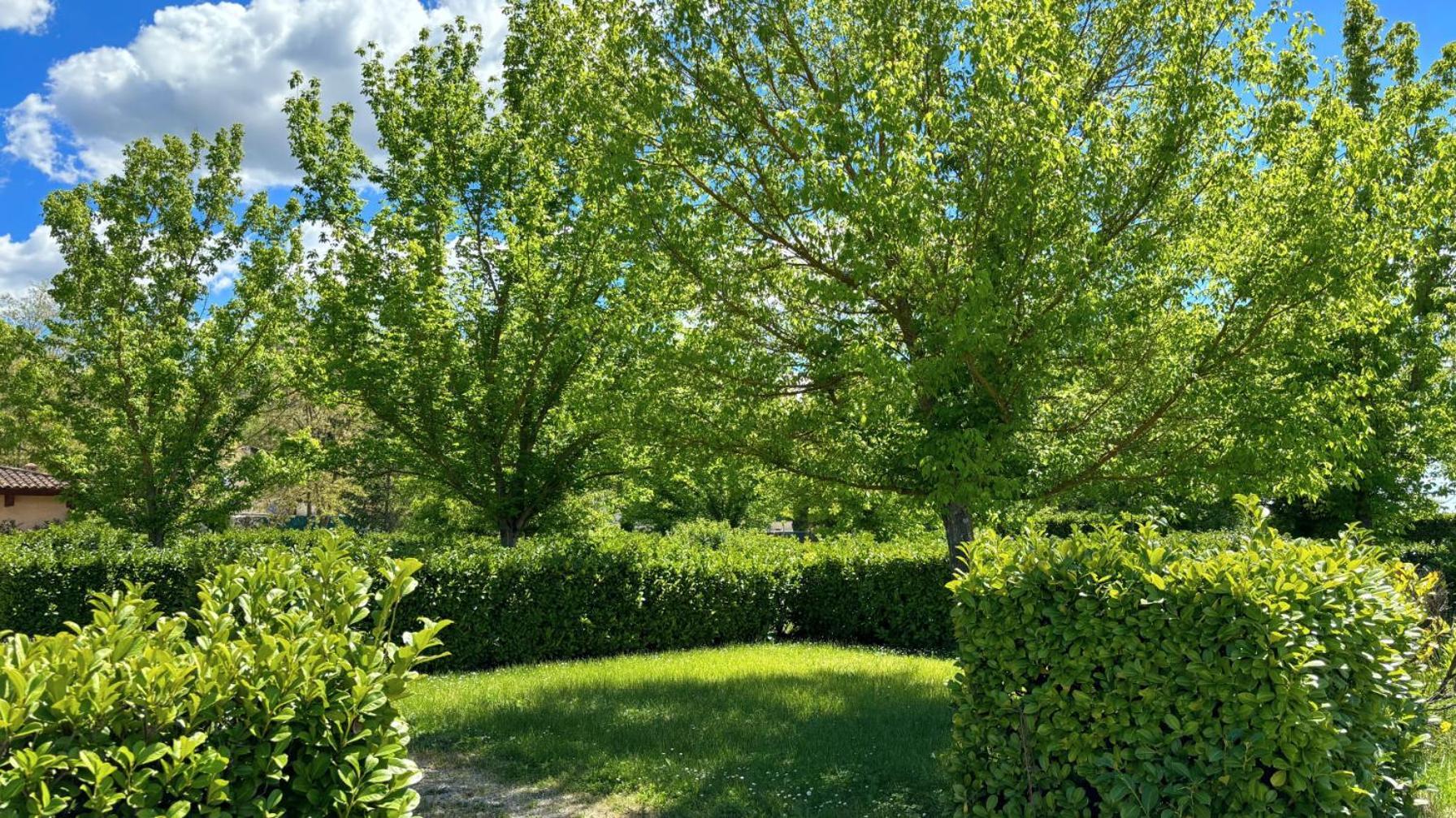 Camping Tikayan L'Oxygene Valensole Bagian luar foto